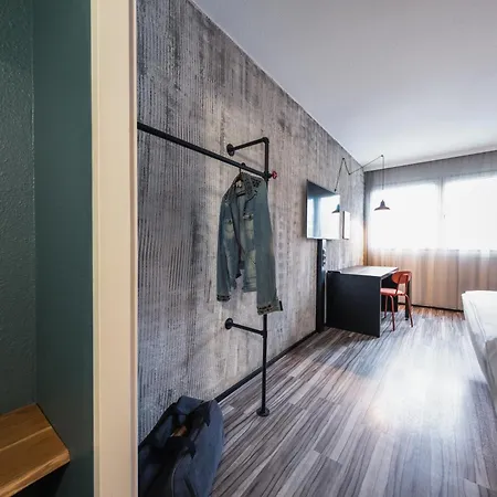 Ibis Styles Linz Hotel Buitenkant foto