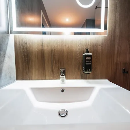 Ibis Styles Linz Hotel Buitenkant foto