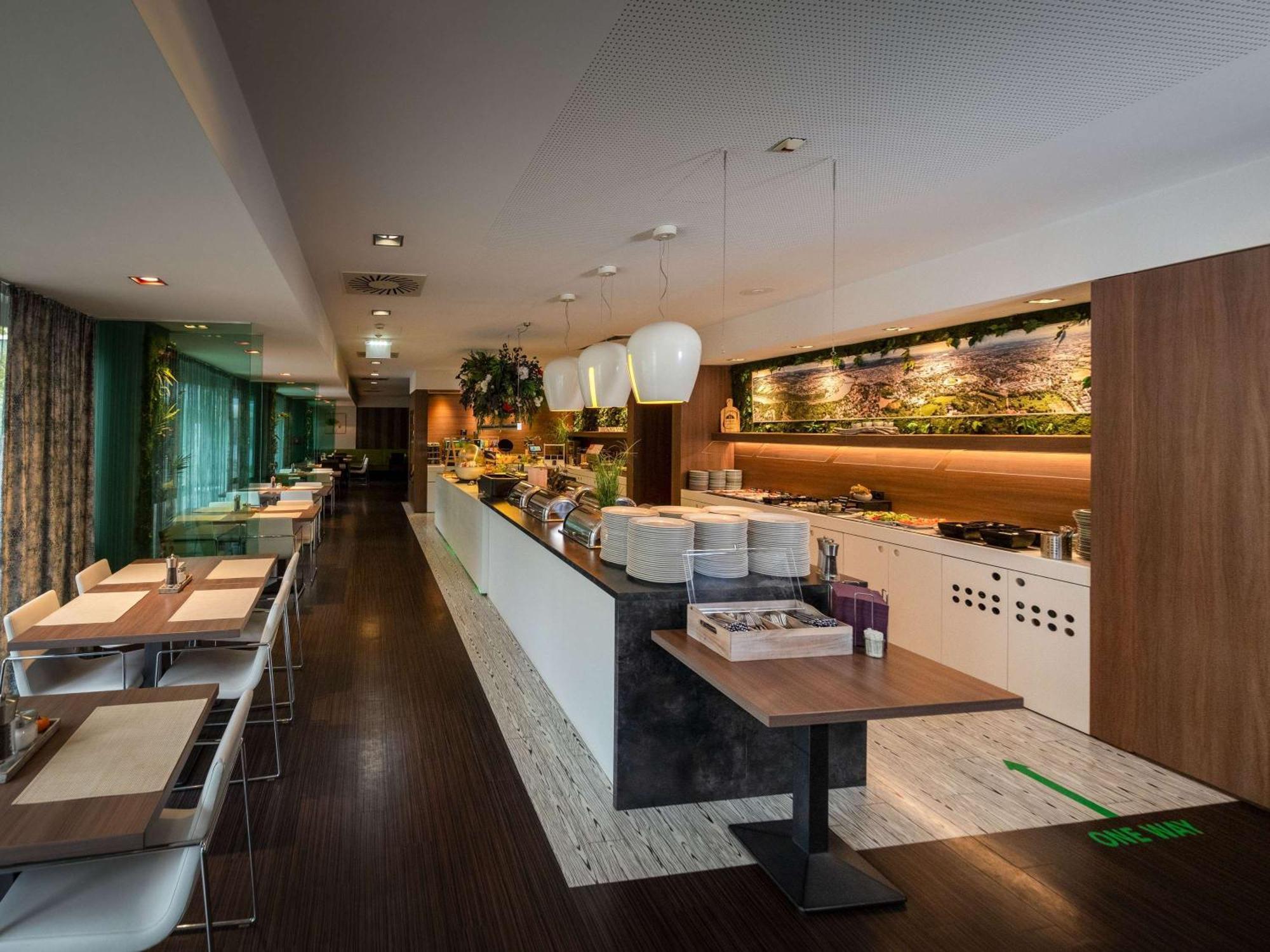 Ibis Styles 3*